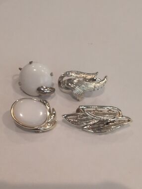 Coro White and Silver Clip-On Single Earrings Set